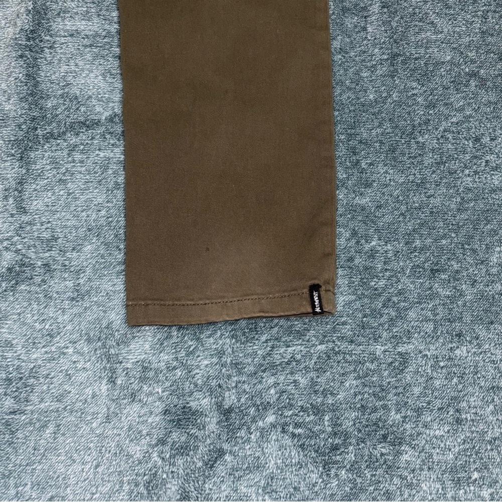 Altamont A/969 Straight Slim Skateboarding Pants in Olive Men’s Size 34 x 32 - Picture 4 of 6